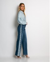 Jean wide leg με δαντέλα στο πλάι denim