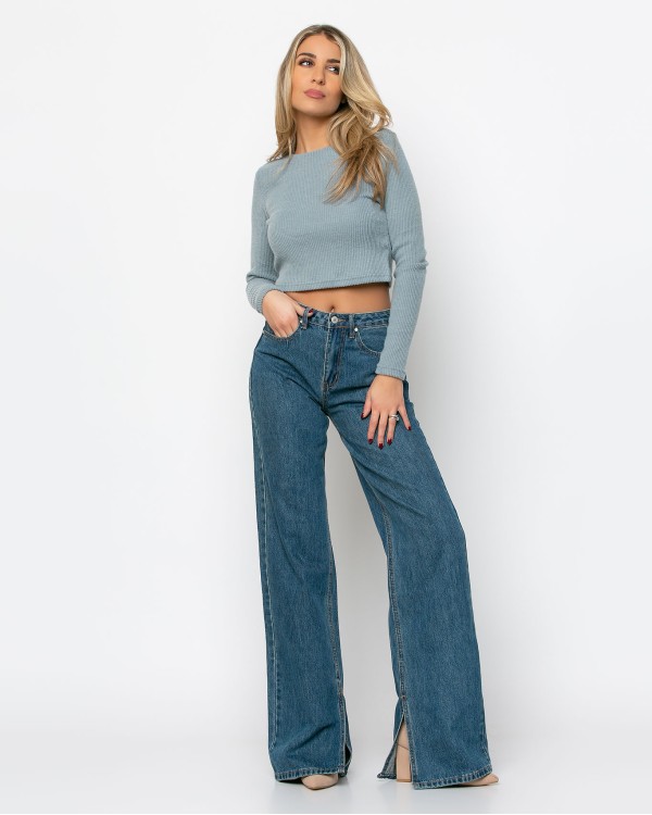 Jean με σκίσιμο στο τελείωμα