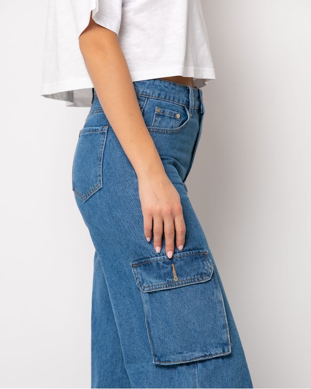 Παντελόνι cargo με τσέπες denim