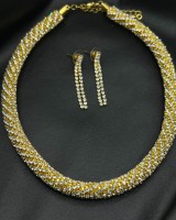 SET Gold Crystal Choker & Earrings