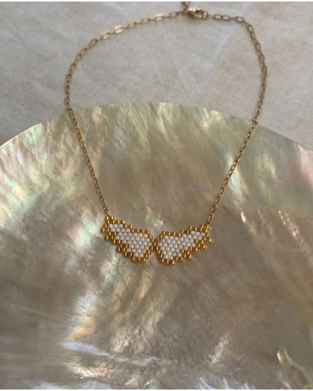 Wings necklace white