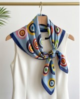 Pop Eye Scarf