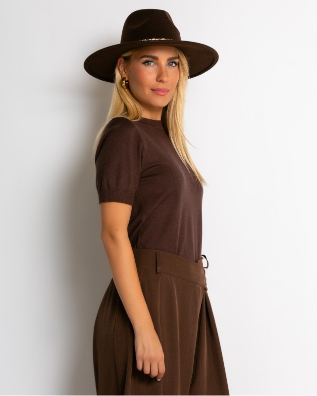 Καπέλο Fedora καφέ με χρυσή αλυσίδα